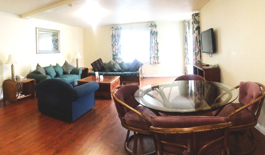 Days Inn Harbor View Сан Диего Стая снимка