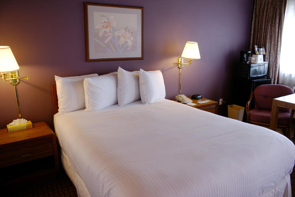 Days Inn Harbor View Сан Диего Стая снимка