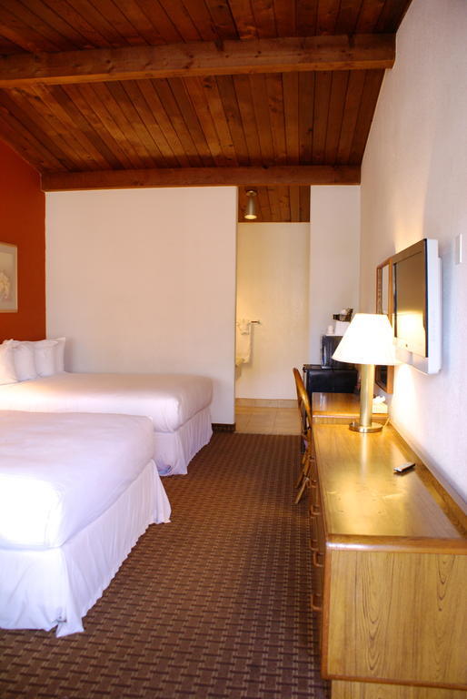 Days Inn Harbor View Сан Диего Стая снимка